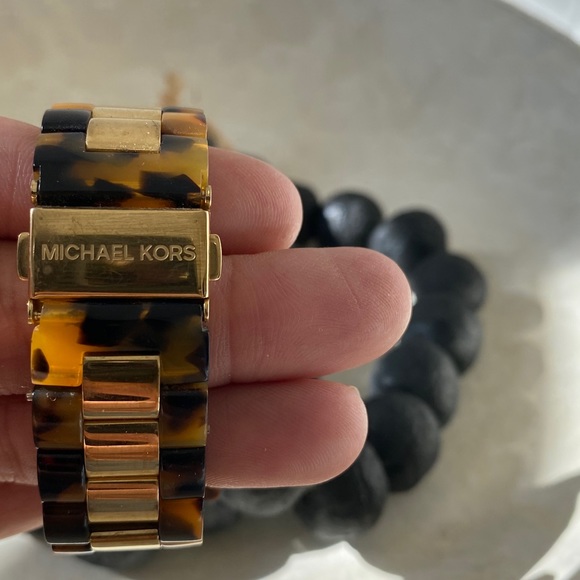 Michael Kors Watch - Picture 4 of 5